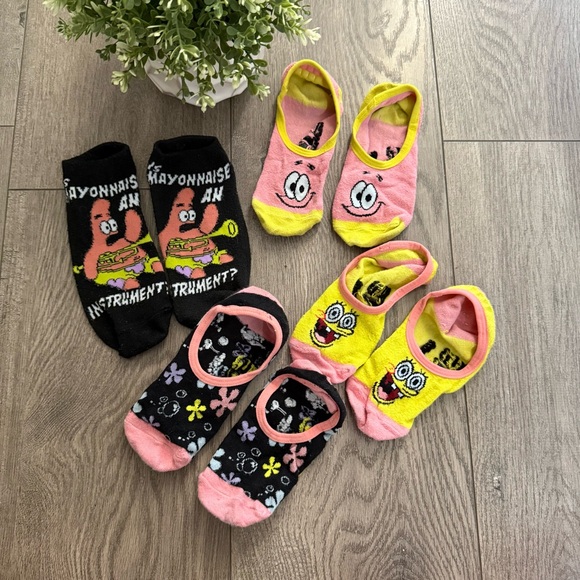 4 Pairs Vans Spongebob & Patrick Short Socks Medium - Picture 1 of 2